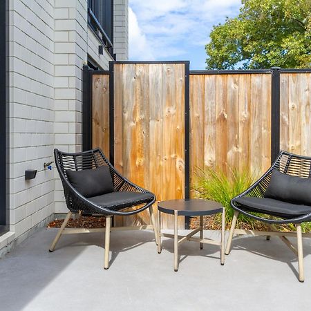 Escape At The Park: 1 Bed 1 Bath W/Carpark Apartment Christchurch Bagian luar foto