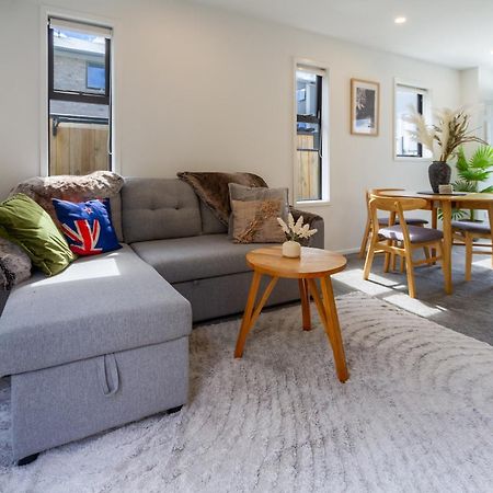 Escape At The Park: 1 Bed 1 Bath W/Carpark Apartment Christchurch Bagian luar foto