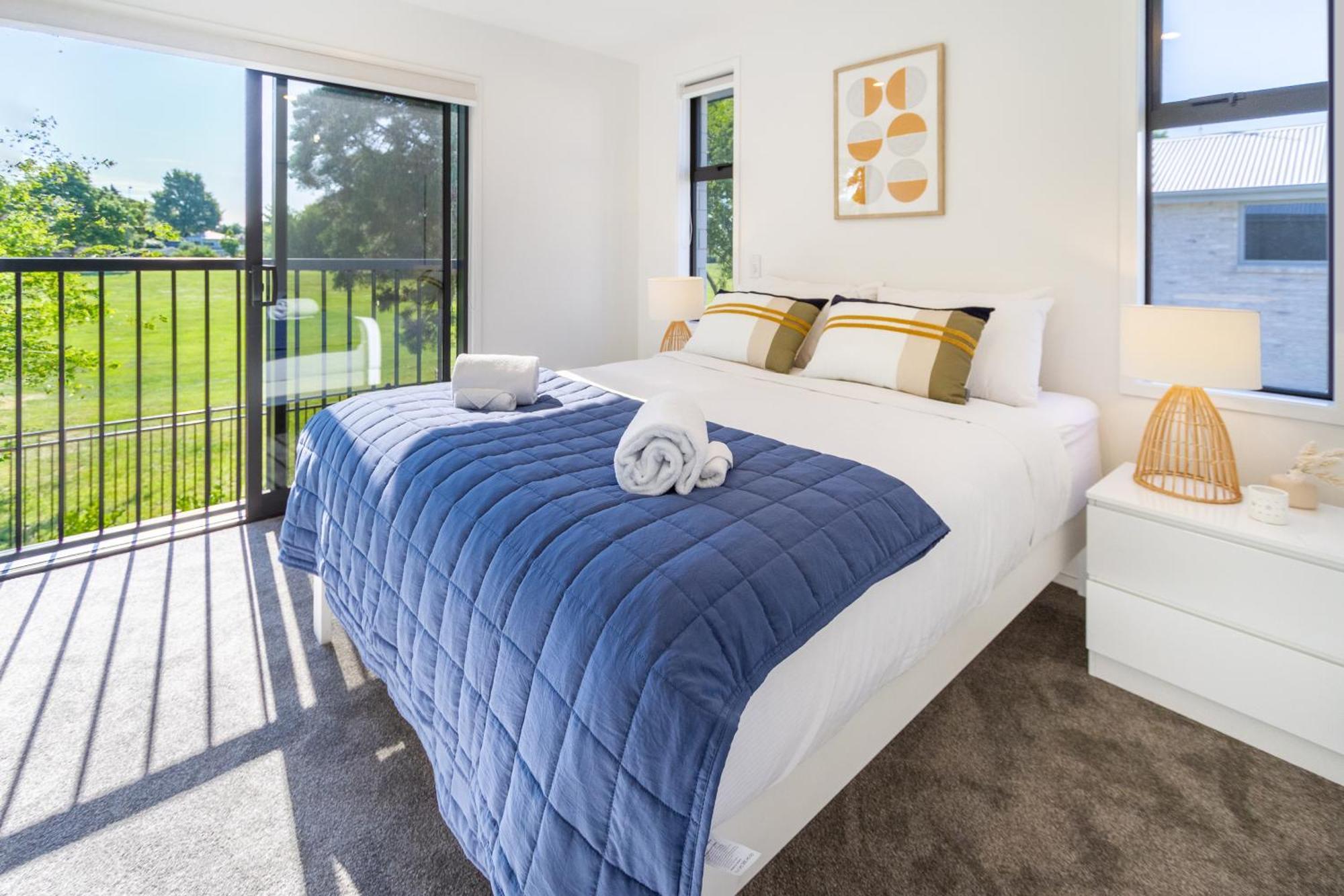 Escape At The Park: 1 Bed 1 Bath W/Carpark Apartment Christchurch Bagian luar foto